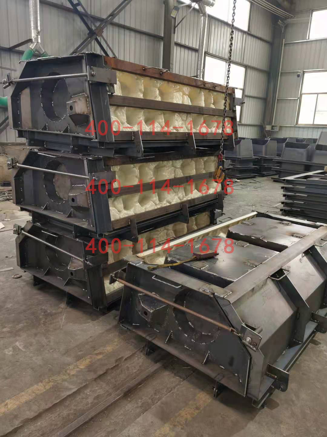 1619573929190763.jpg 护坡模具1-1.jpg